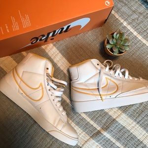 🌻Nike Women’s Blazer Mid🌻